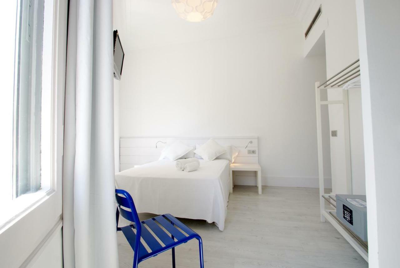 Express By Gaiarooms Barcelona Habitación foto